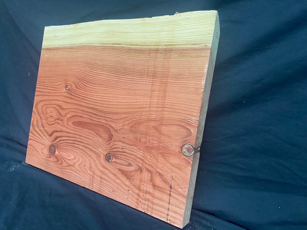RED CEDAR PLANK, BOARD.  570 L x 466 W x 42 D mm  (371mf)