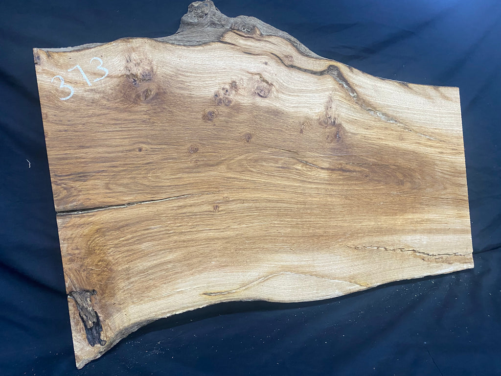 Solid oak plank, shelf, board 768 L x 520 W x 39 D mm      (mf373)