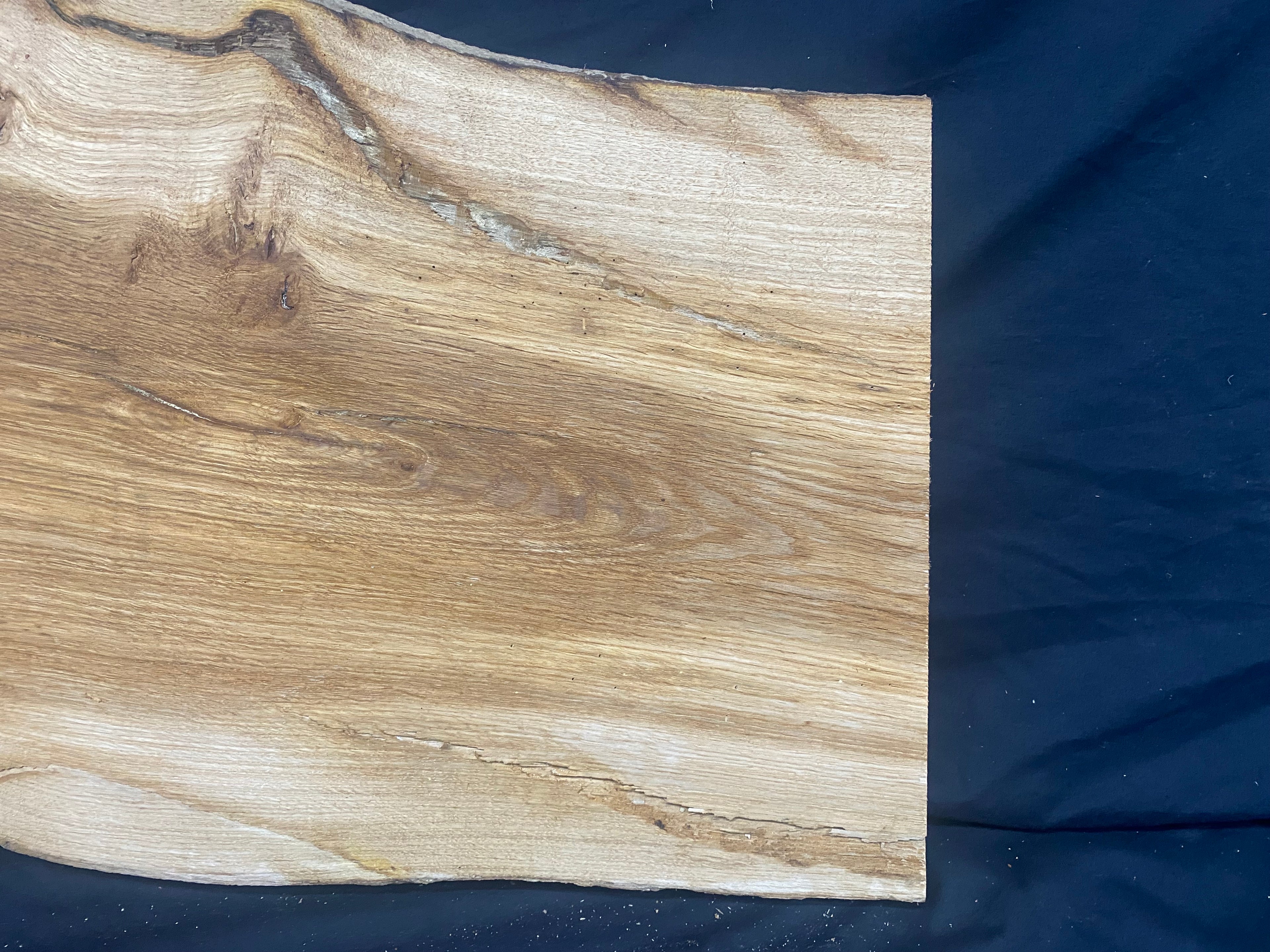 Solid oak plank, shelf, board 768 L x 520 W x 39 D mm      (mf373)