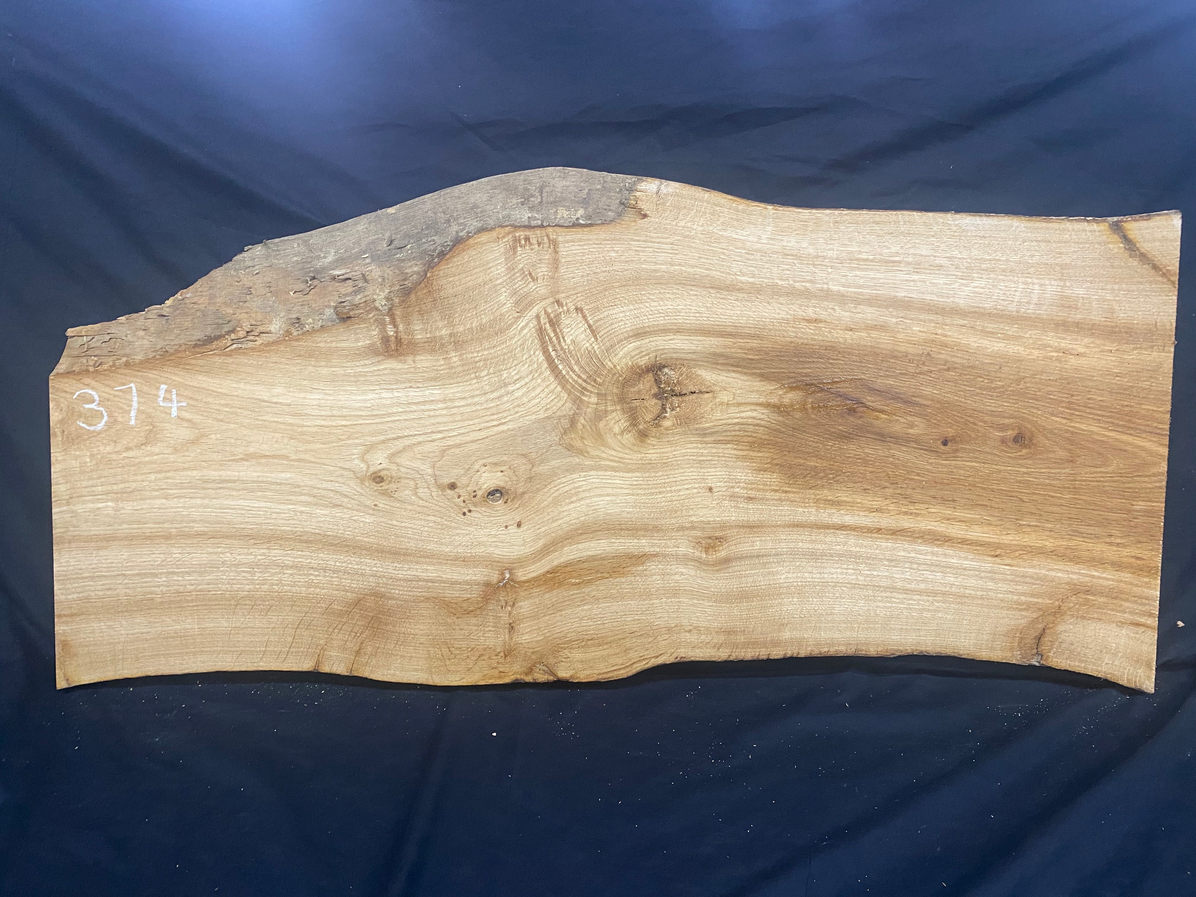 Solid oak plank, shelf, board 964 L x 435 W x 36 D mm      (mf374)