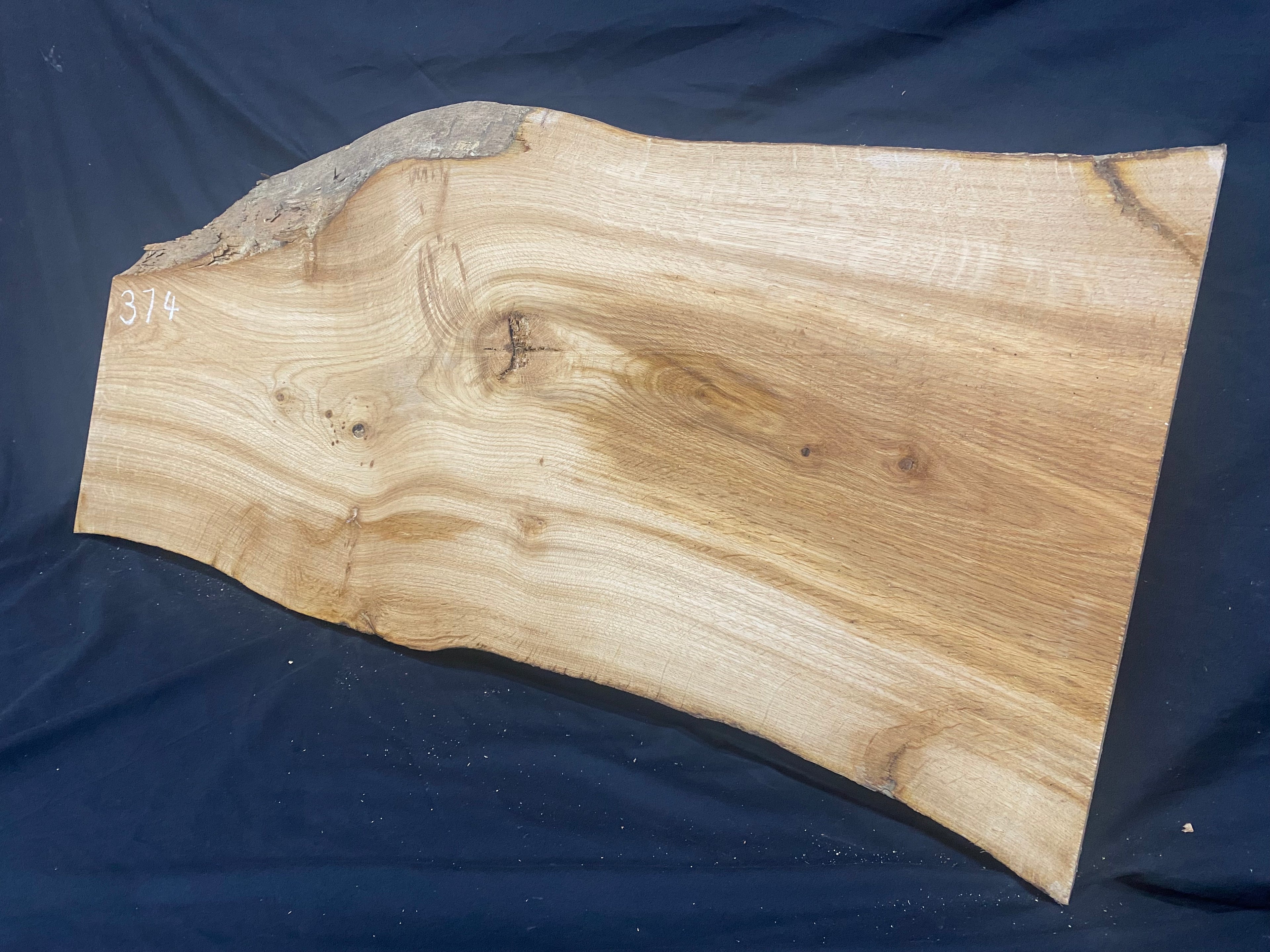 Solid oak plank, shelf, board 964 L x 435 W x 36 D mm      (mf374)