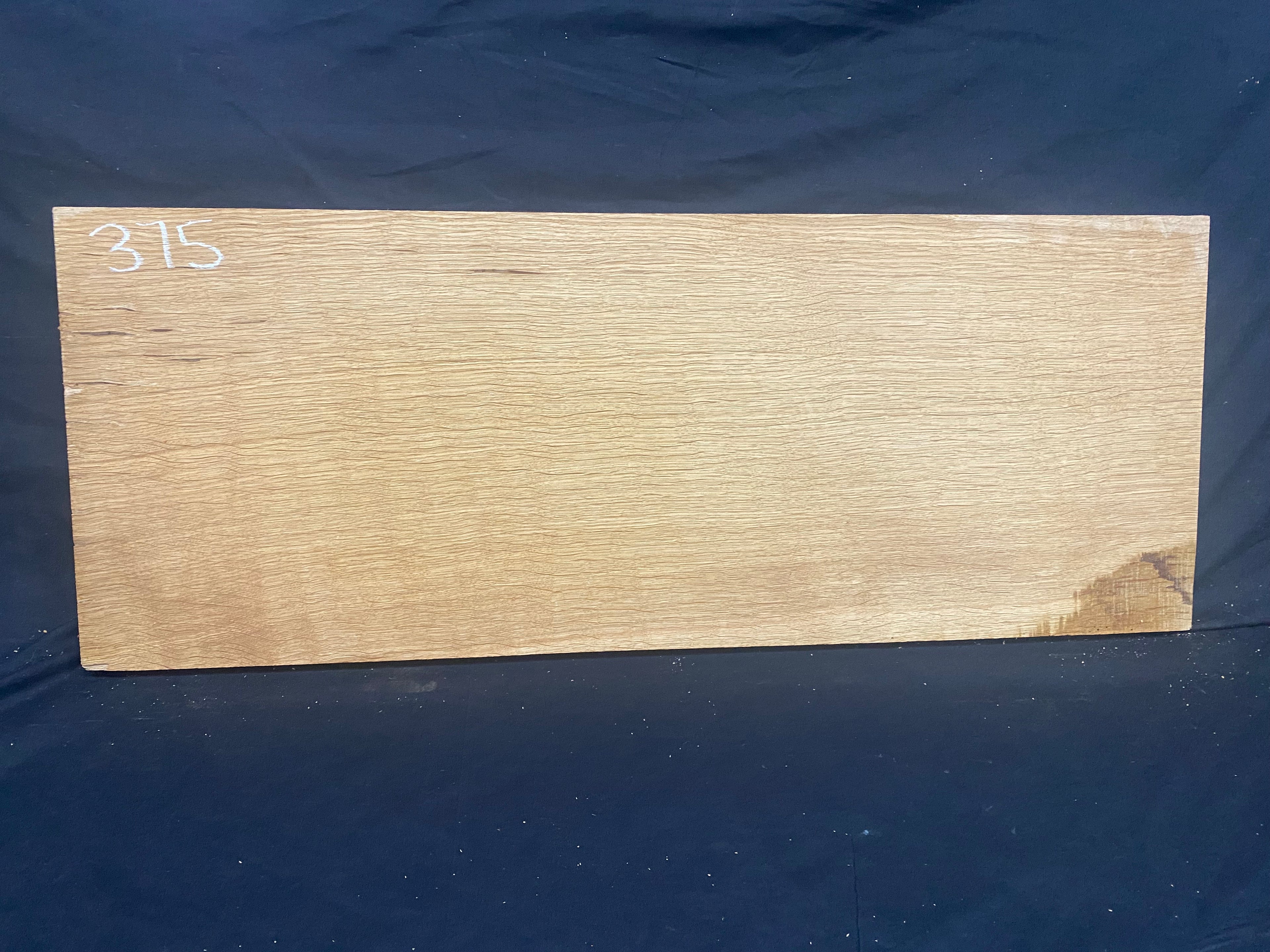 Solid oak plank, shelf, board 799 L x 308 W x 28 D mm      (mf375)