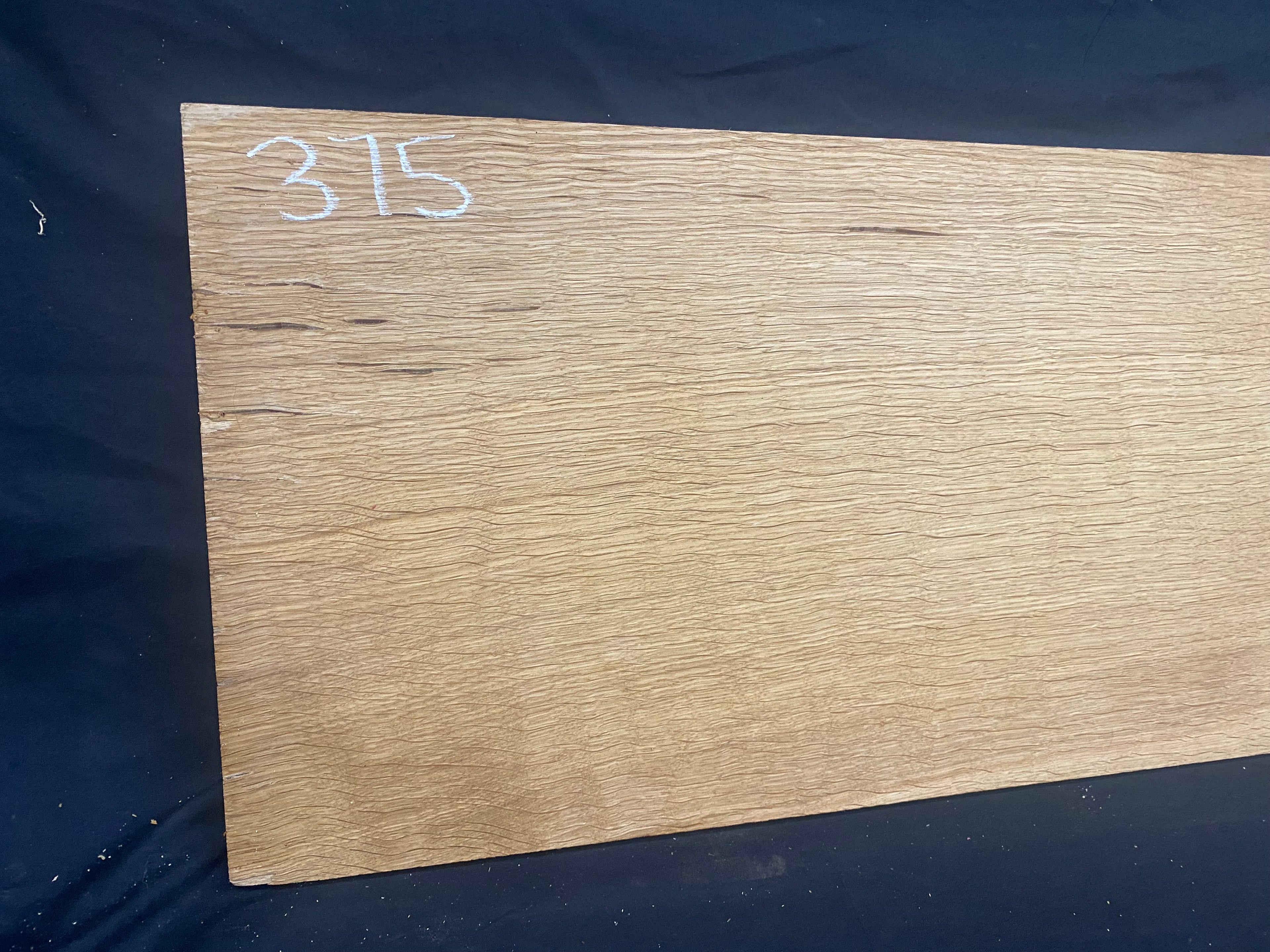 Solid oak plank, shelf, board 799 L x 308 W x 28 D mm      (mf375)