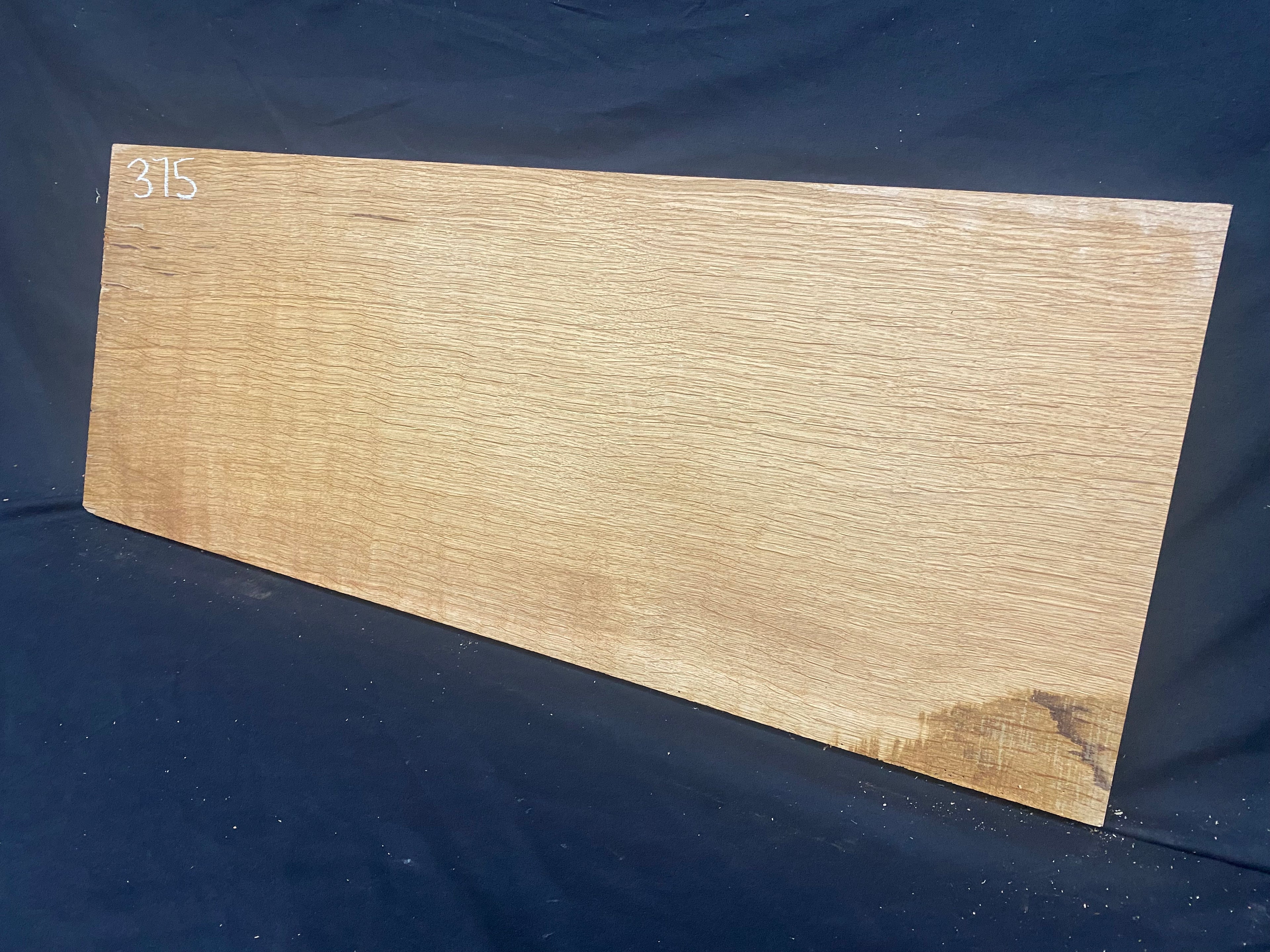 Solid oak plank, shelf, board 799 L x 308 W x 28 D mm      (mf375)