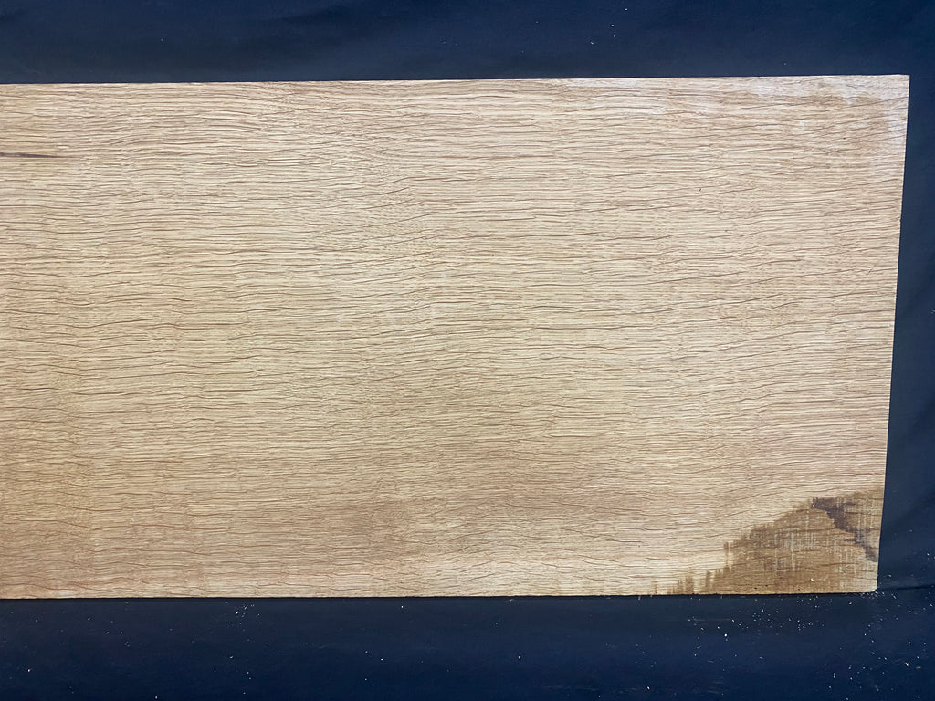 Solid oak plank, shelf, board 799 L x 308 W x 28 D mm      (mf375)