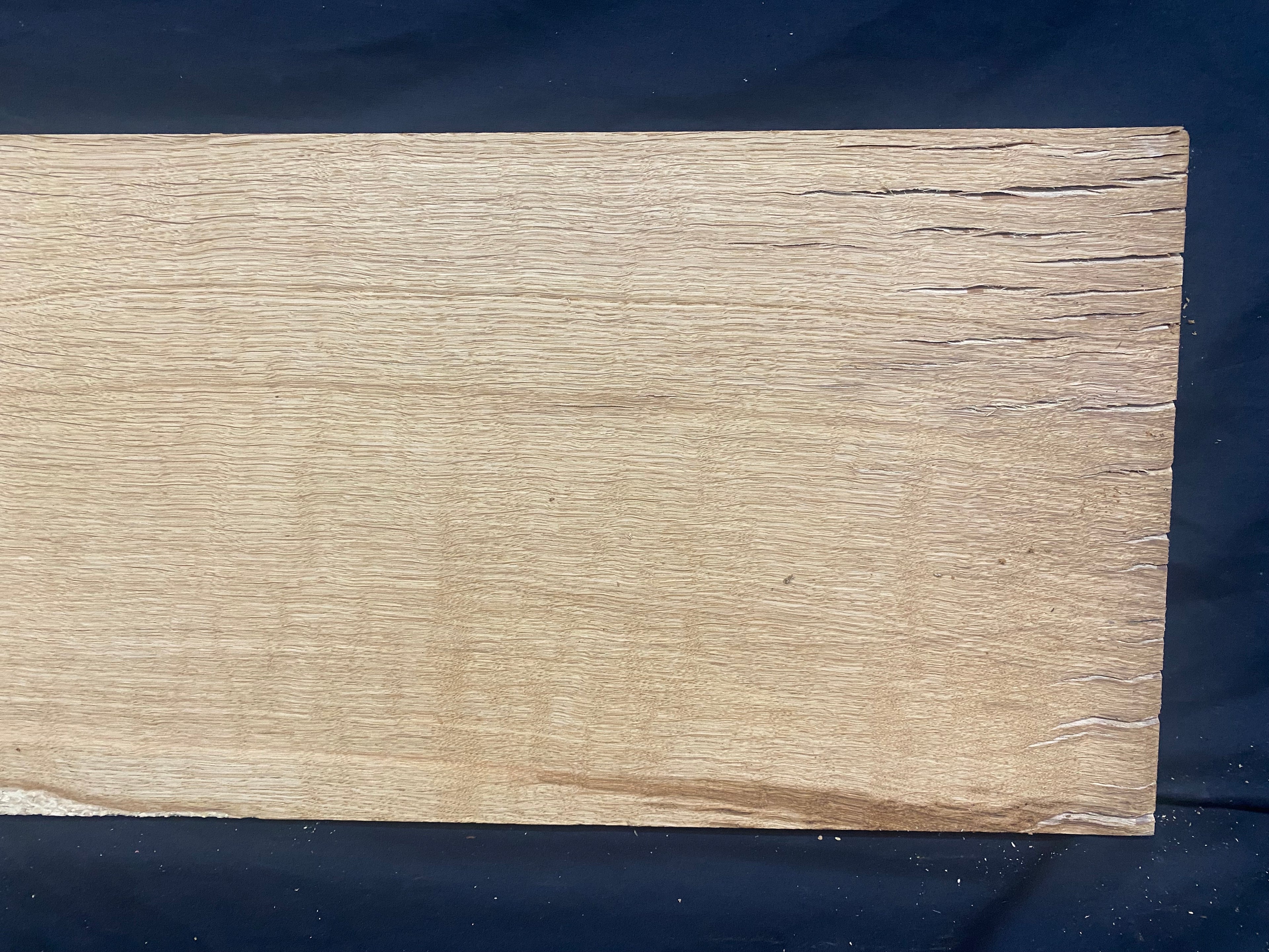 Solid oak plank, shelf, board 799 L x 308 W x 28 D mm      (mf375)
