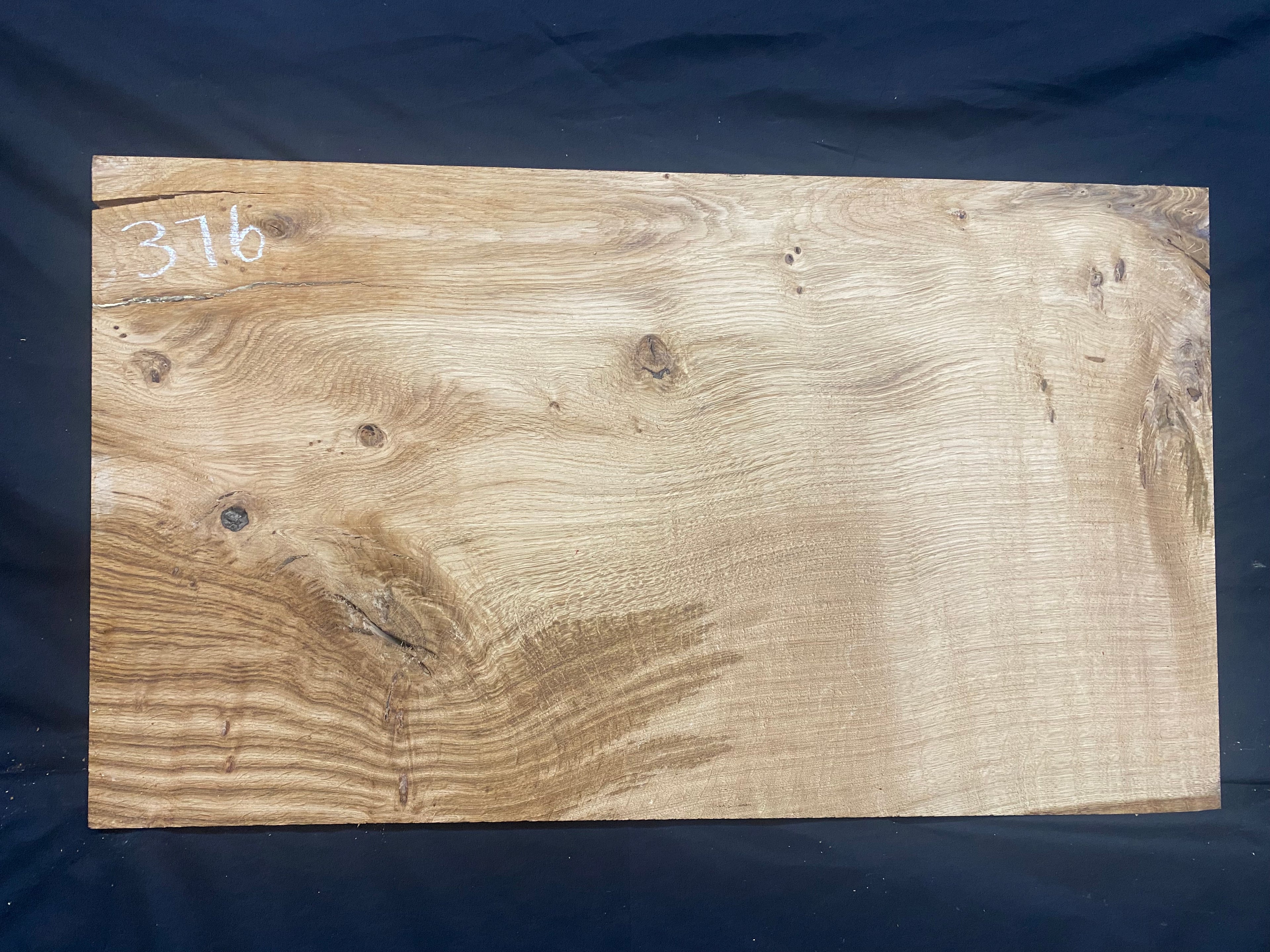Solid oak plank, shelf, board 698 L x 400 W x 31 D mm      (mf376)