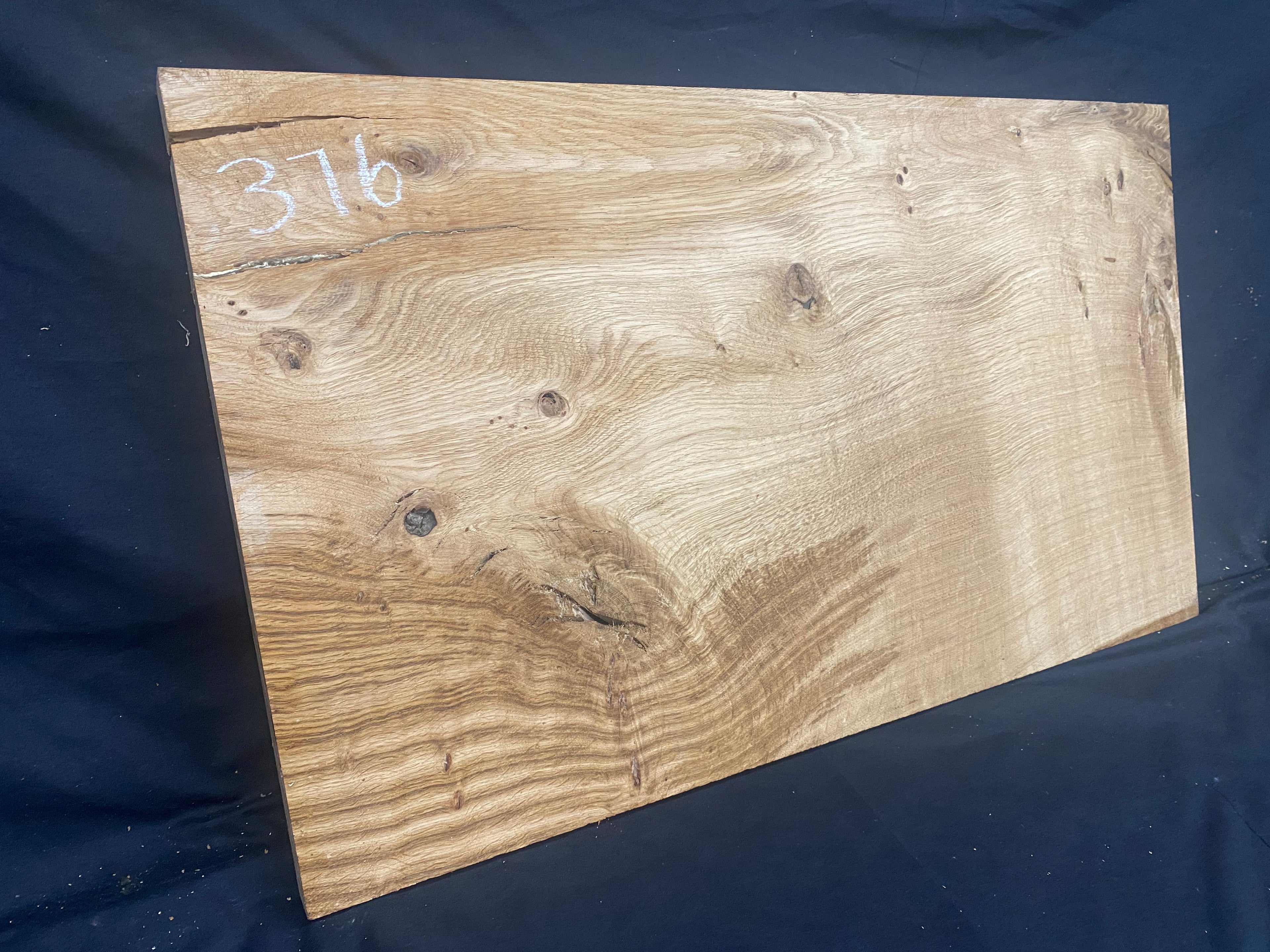 Solid oak plank, shelf, board 698 L x 400 W x 31 D mm      (mf376)