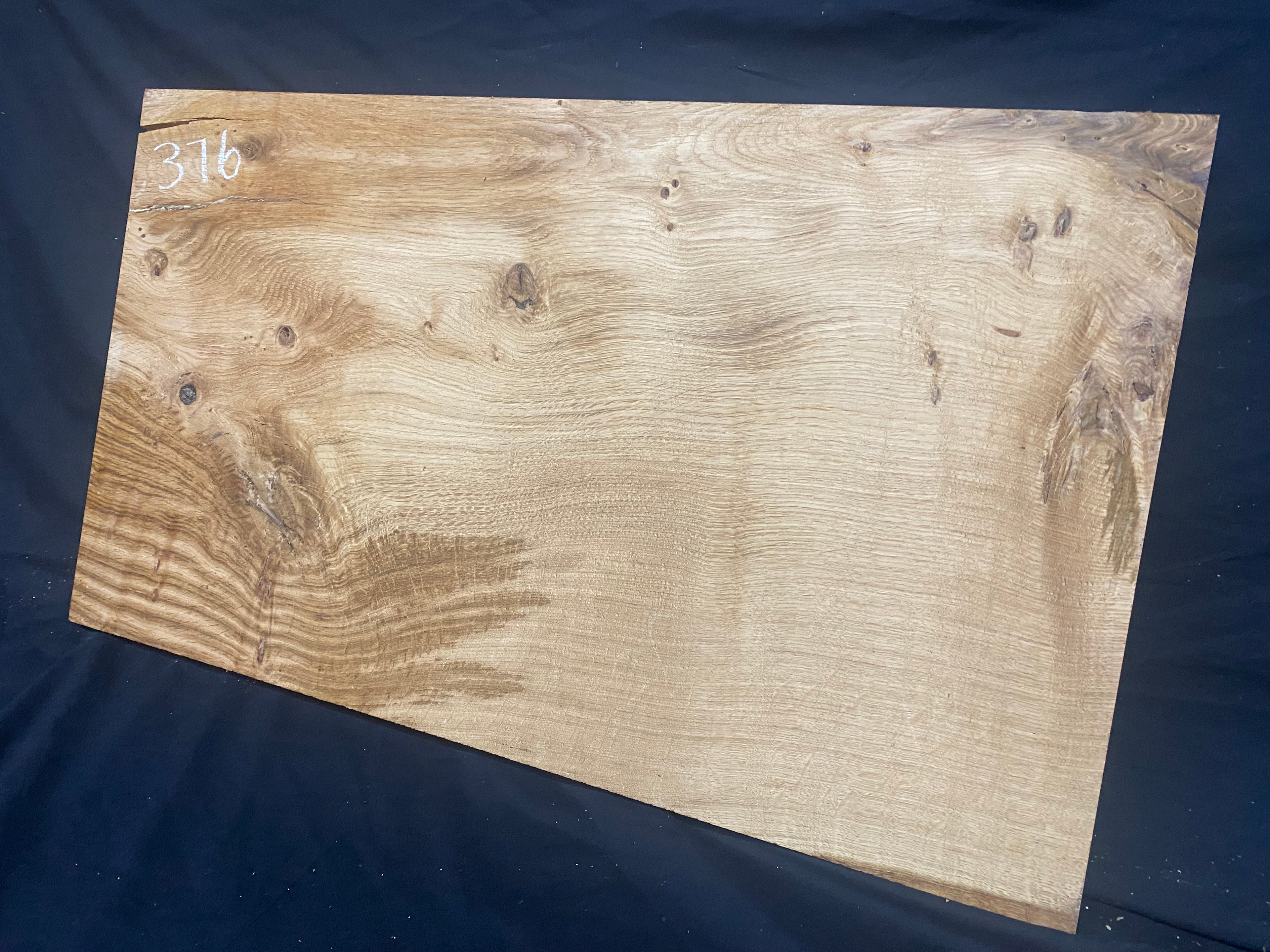 Solid oak plank, shelf, board 698 L x 400 W x 31 D mm      (mf376)