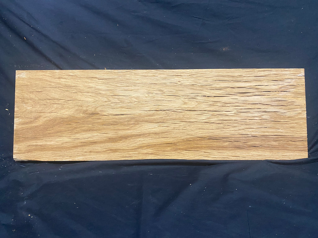 Solid oak plank,floating shelf, board 782 L x 245 W x 37 D mm      (mf394)