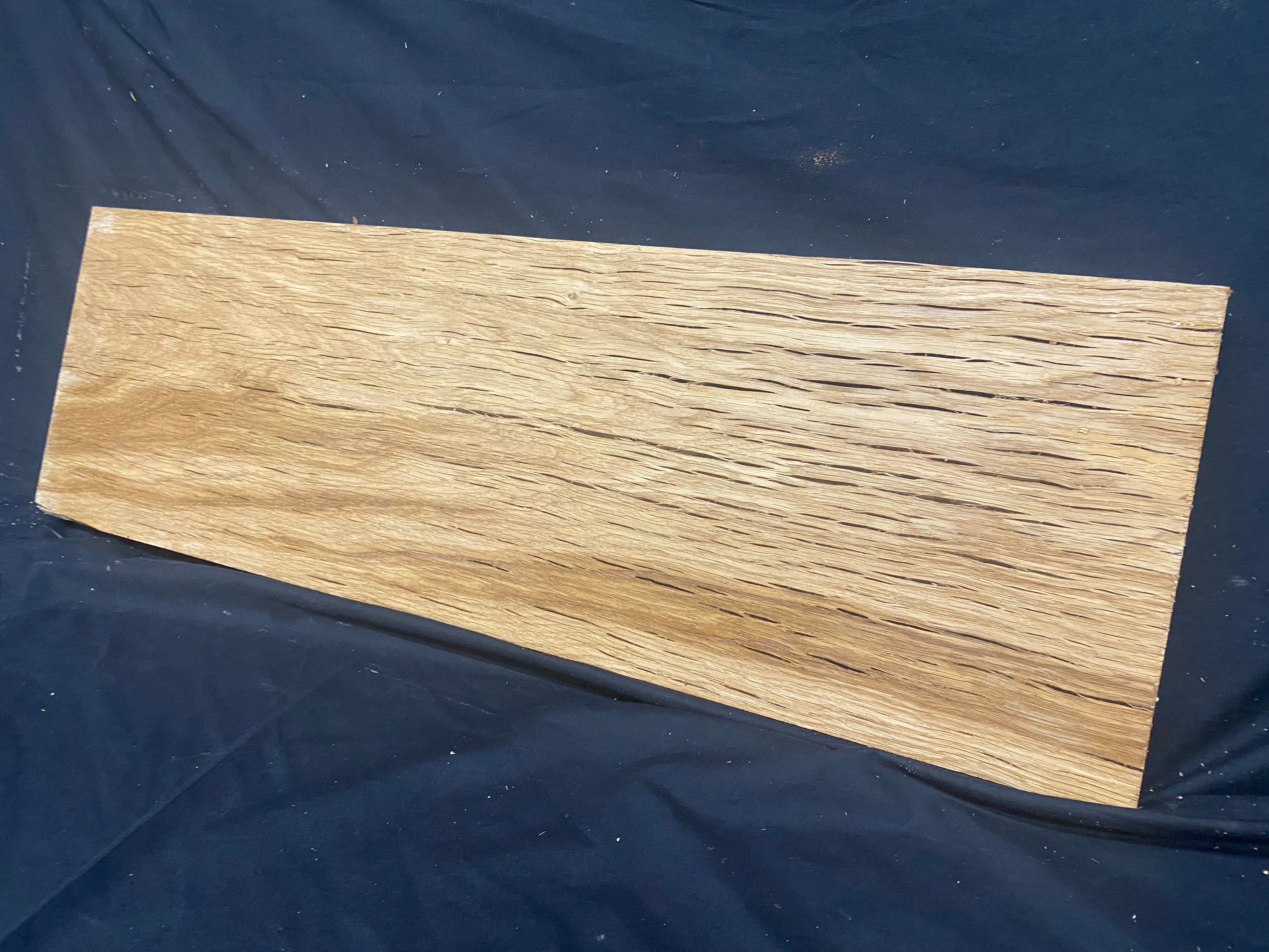 Solid oak plank,floating shelf, board 782 L x 245 W x 37 D mm      (mf394)