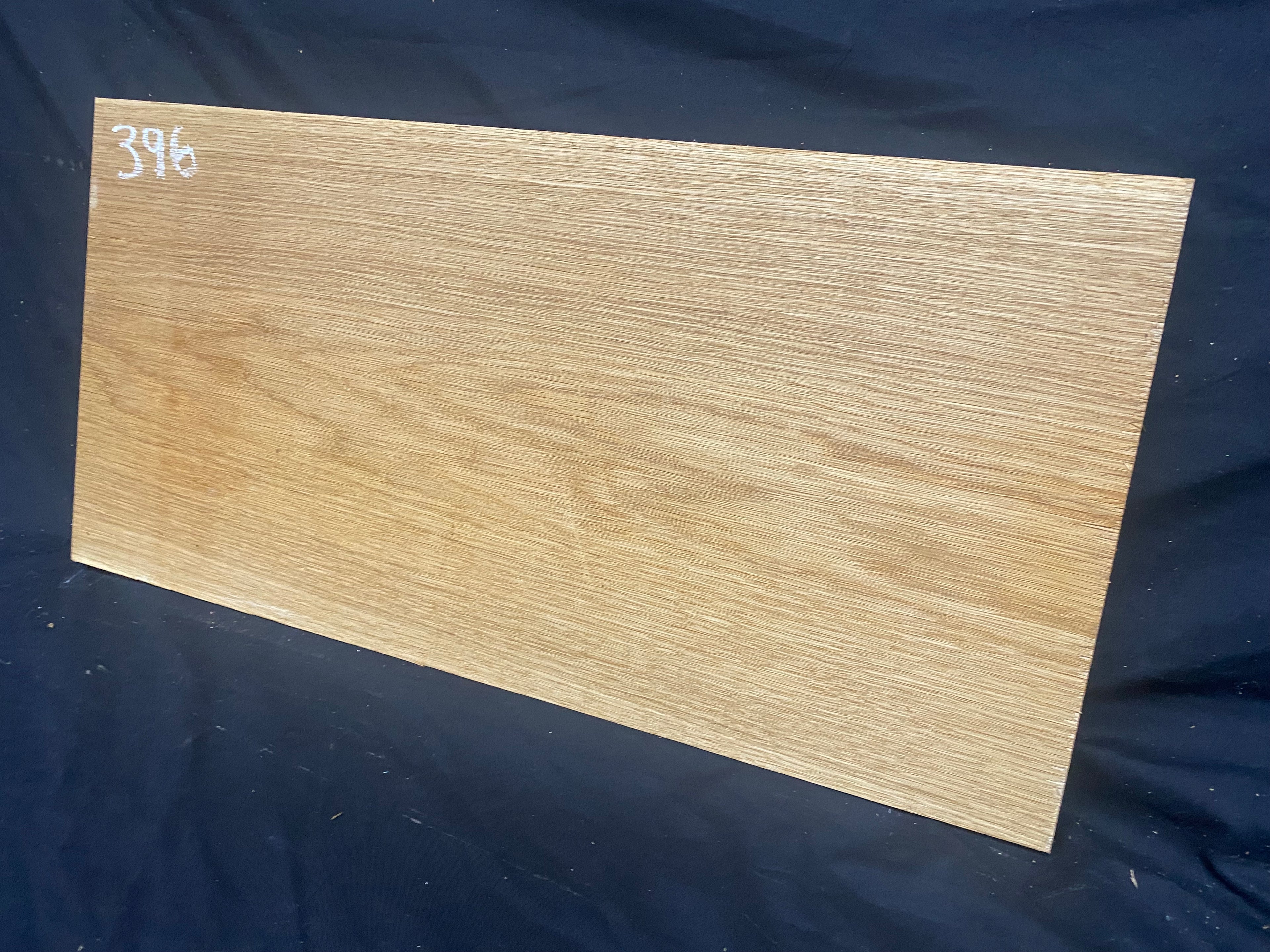Solid oak plank,floating shelf, board 598 L x 290 W x 29 D mm      (mf396)