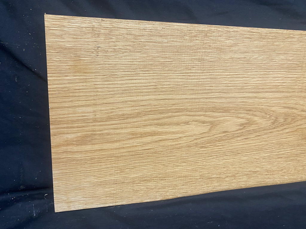 Solid oak plank,floating shelf, board 598 L x 290 W x 29 D mm      (mf396)
