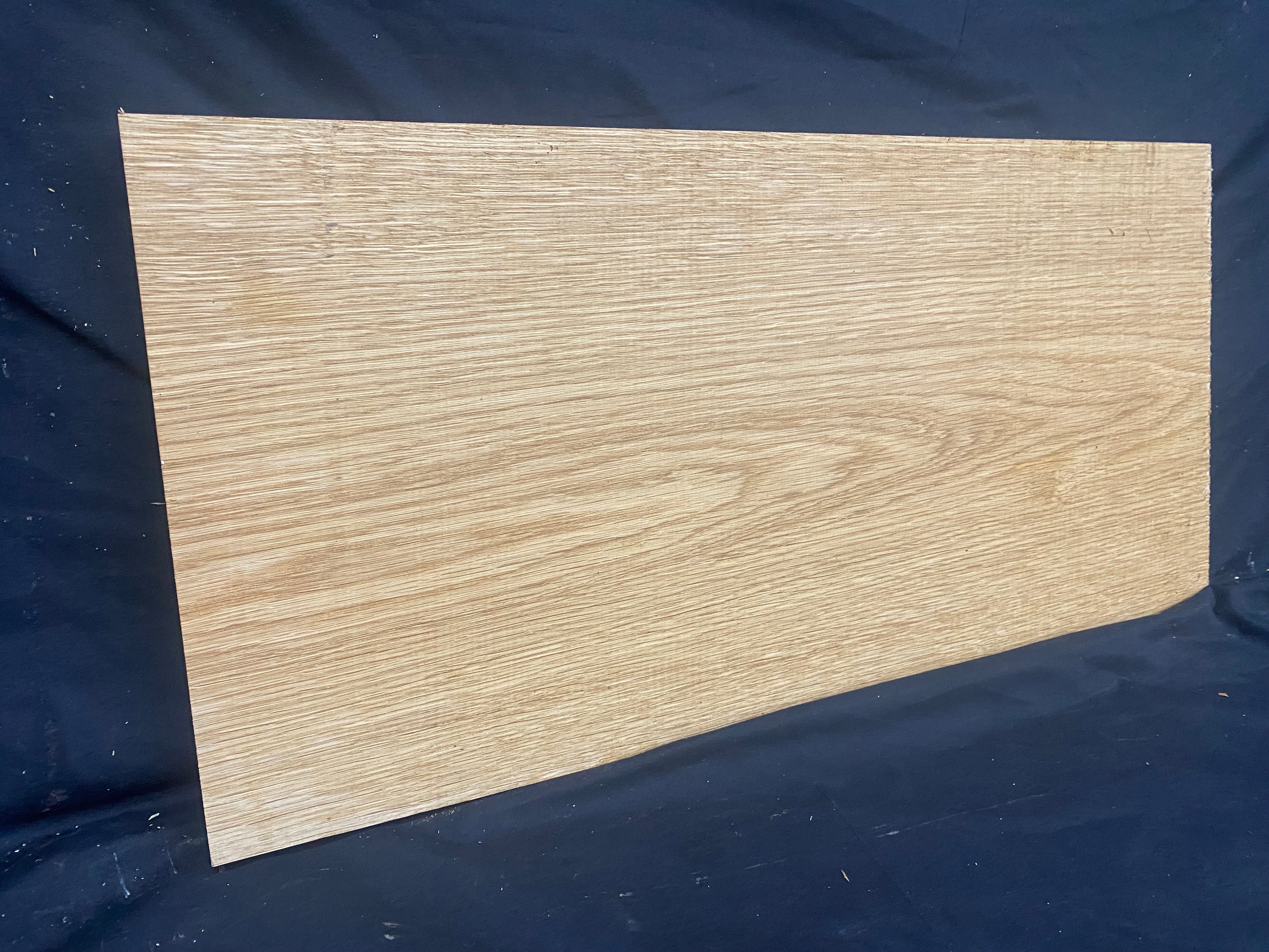 Solid oak plank,floating shelf, board 598 L x 290 W x 29 D mm      (mf396)