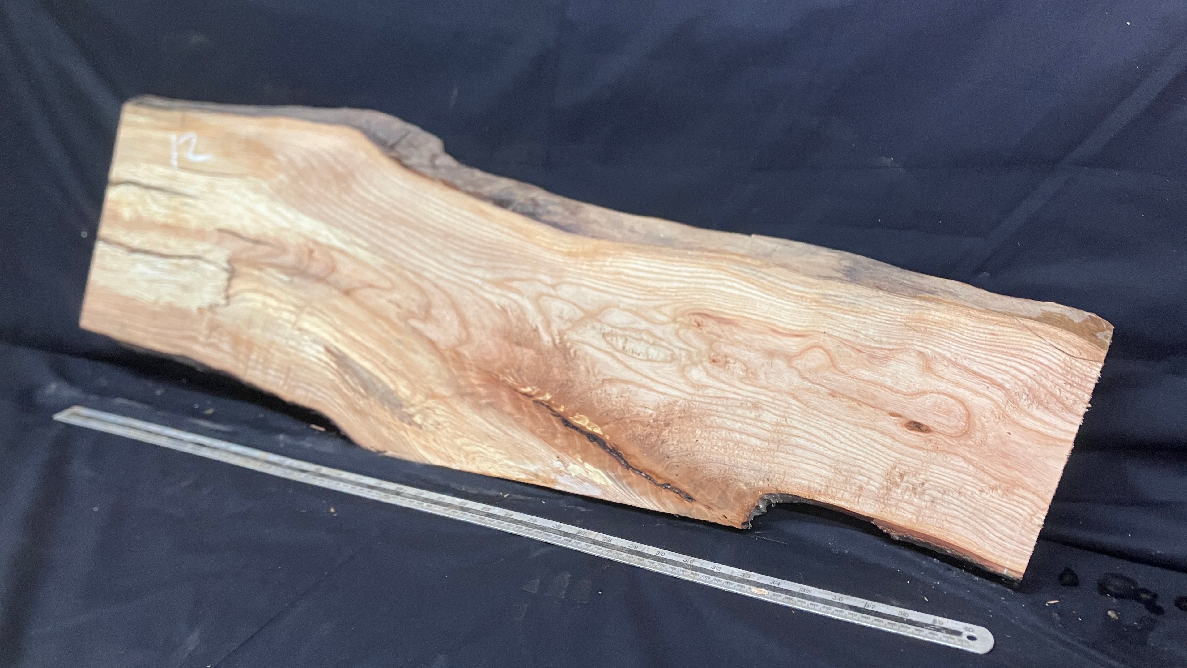 Spalted ash hardwood boards, shelving, platter 1065 L x 345 W x 29 D (mm)     (12)