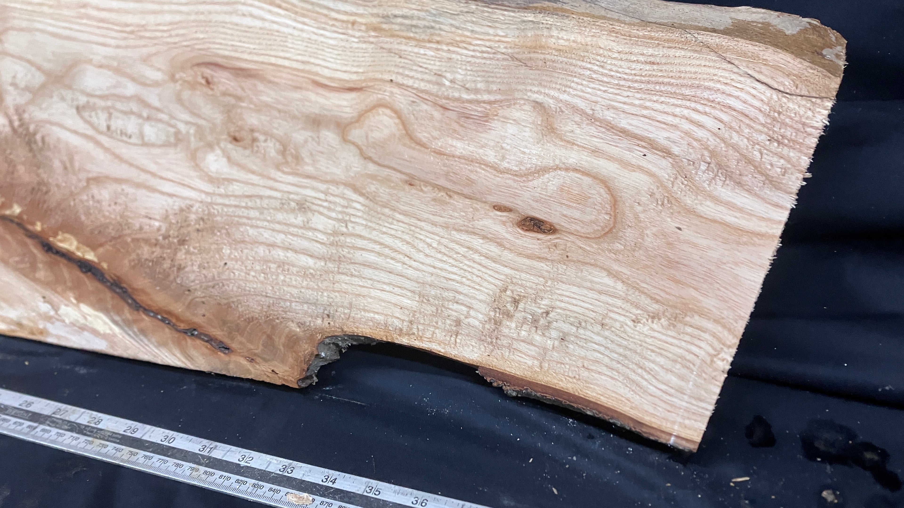 Spalted ash hardwood boards, shelving, platter 1065 L x 345 W x 29 D (mm)     (12)