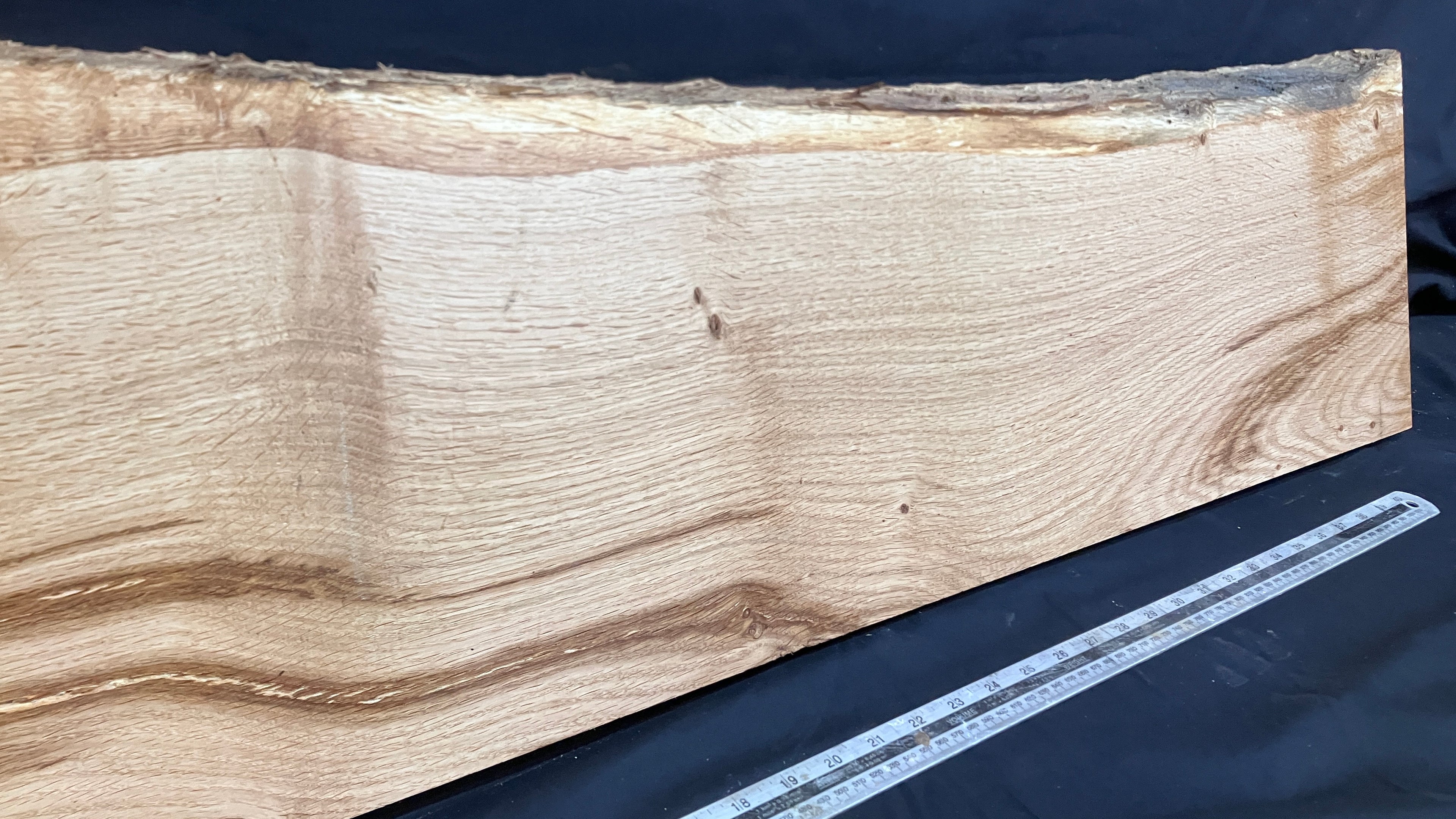 OAK HARDWOOD PLANK, CRAFTS, SHELVING  1139 L x 280 W x 47 D mm      (19)