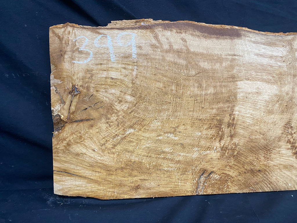 Solid oak plank, shelf, board 663 L x 290 W x 24 D mm      (mf399)