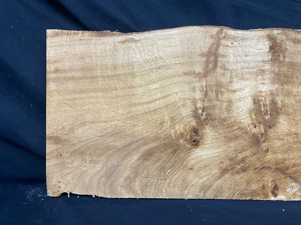 Solid oak plank, shelf, board 663 L x 290 W x 24 D mm      (mf399)