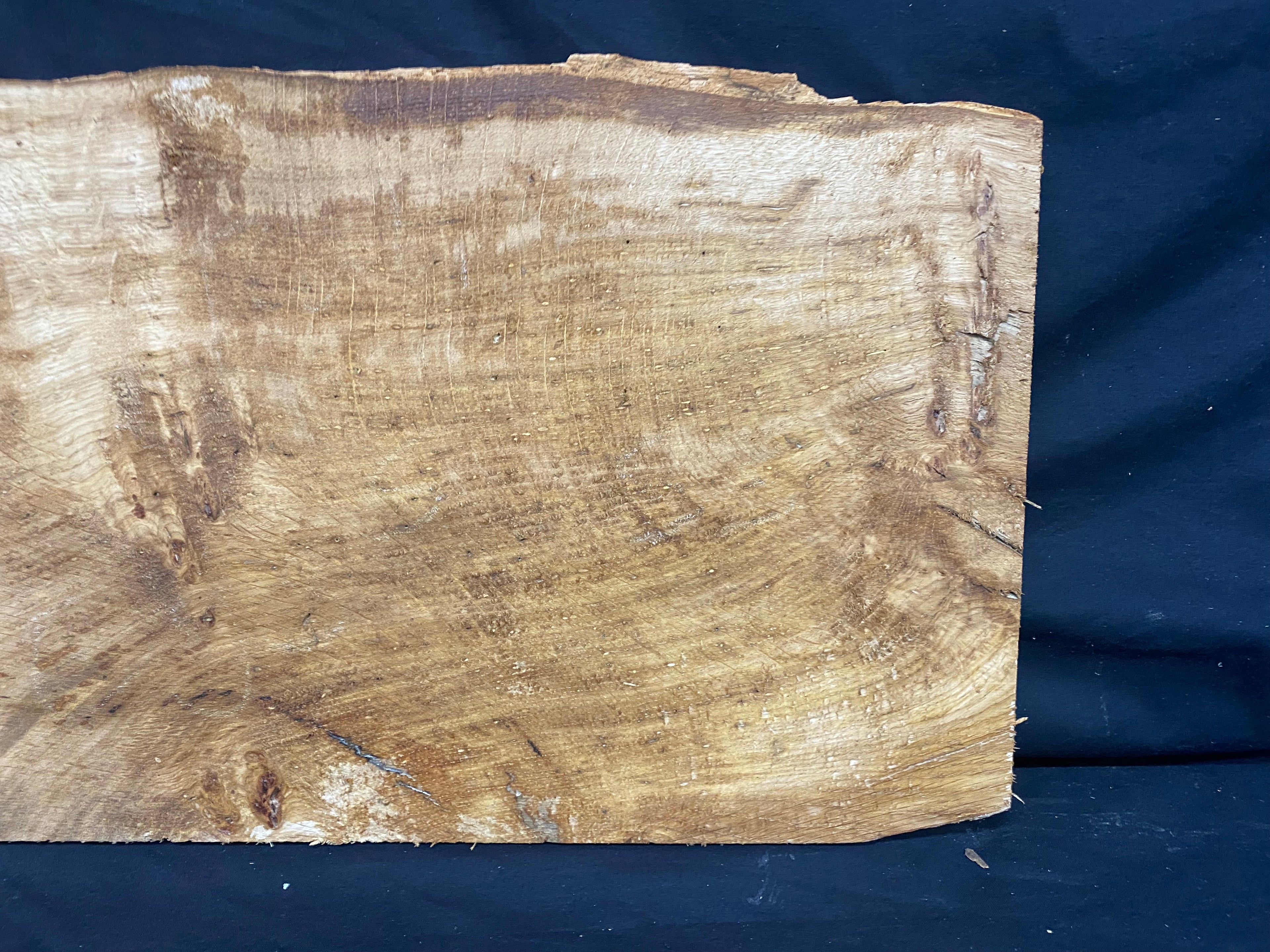 Solid oak plank, shelf, board 663 L x 290 W x 24 D mm      (mf399)