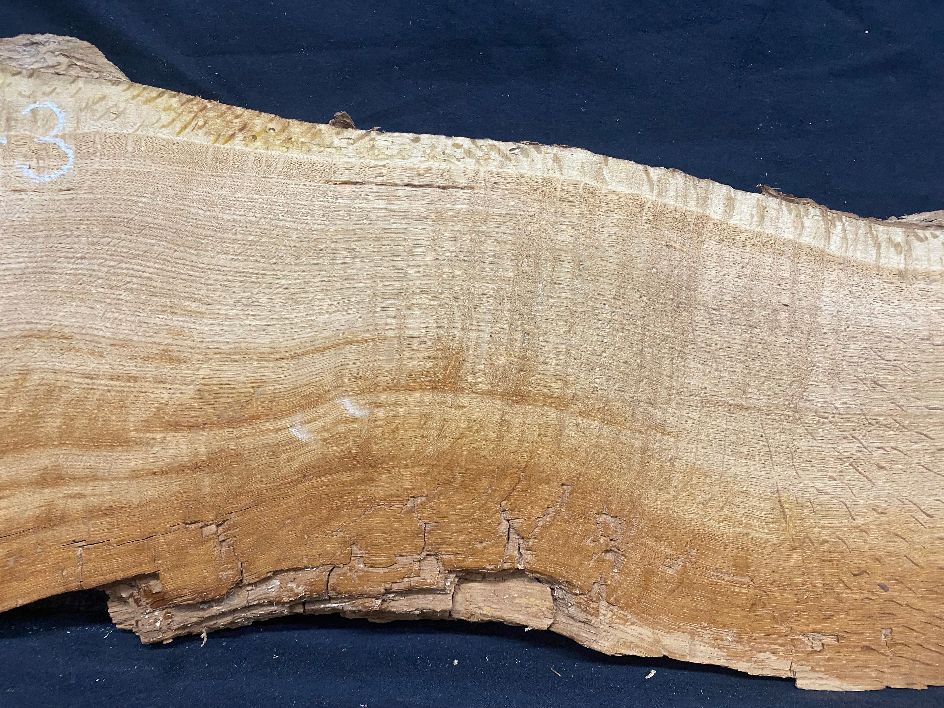 Solid oak plank, shelf, board 600 L x 290 W x 32 D mm      (mf343)