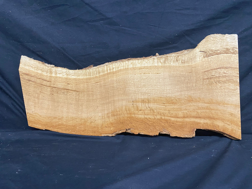 Solid oak plank, shelf, board 600 L x 290 W x 32 D mm      (mf343)