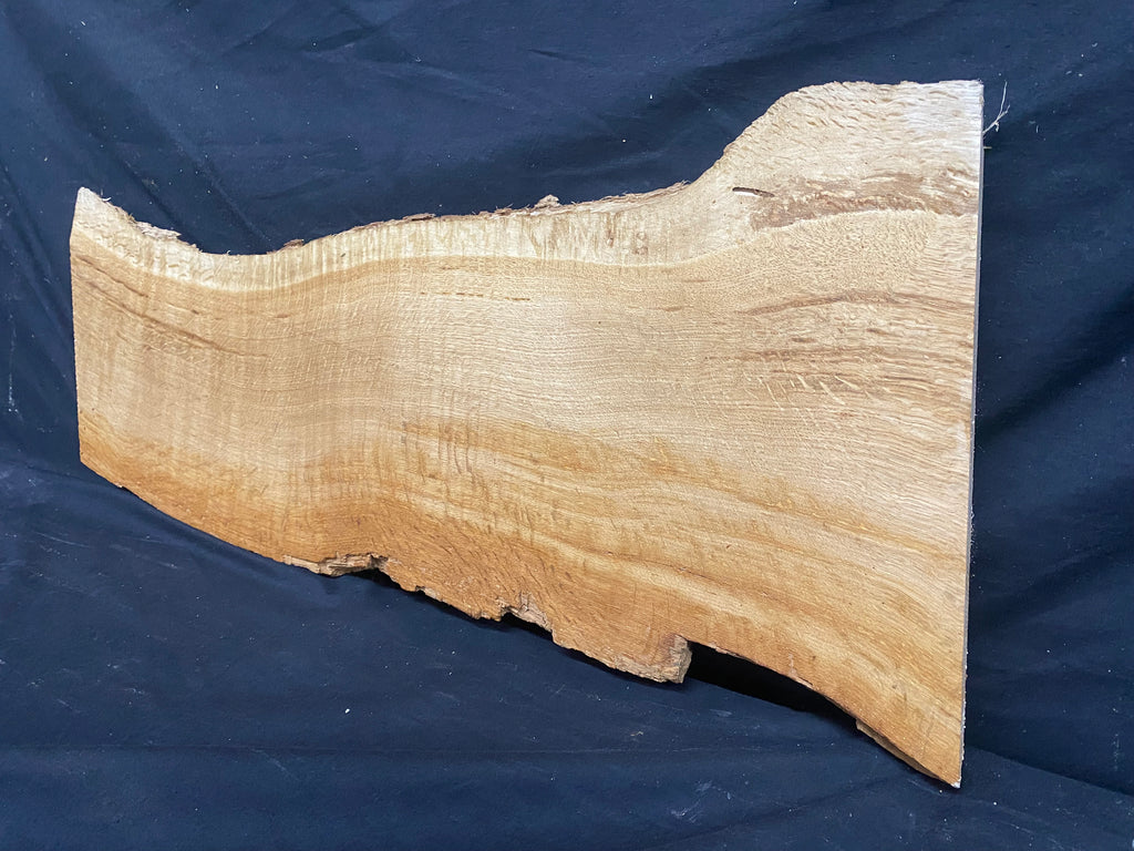 Solid oak plank, shelf, board 600 L x 290 W x 32 D mm      (mf343)