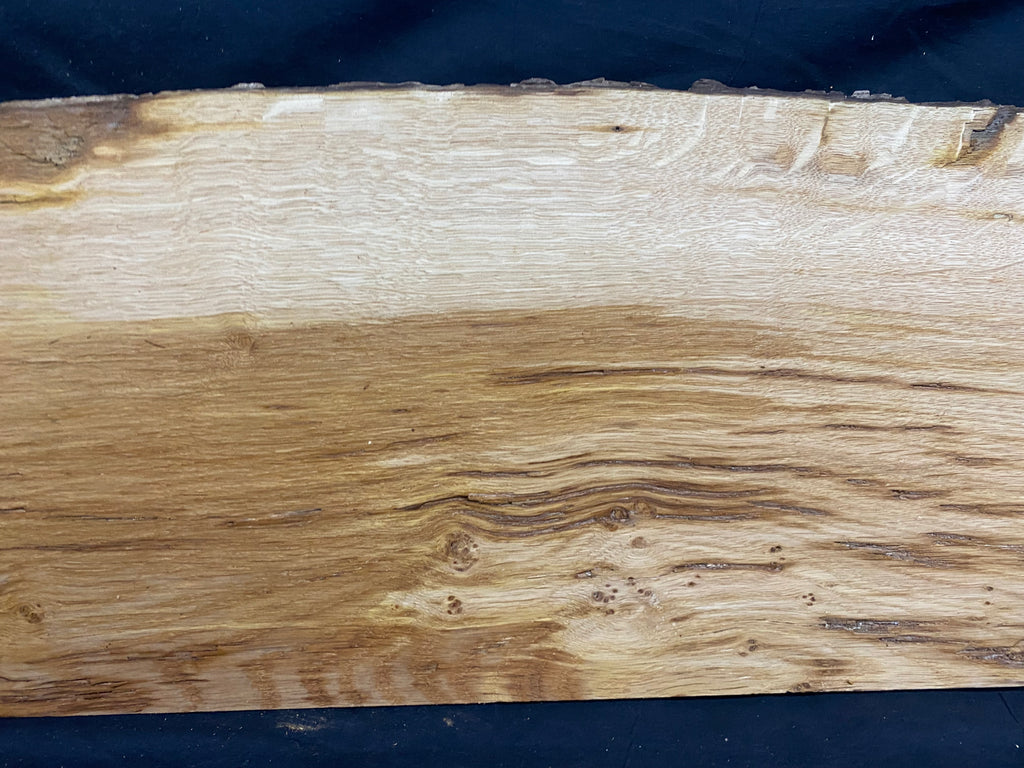Solid oak plank, shelf, board 627 L x 265 W x 27 D mm      (mf344)