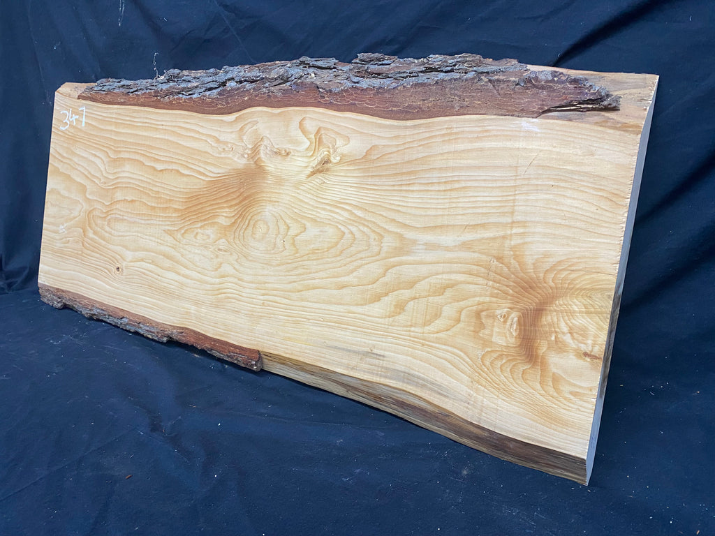 Cedar plank, shelf, 944 L x 396 W x 44 D mm    (mf347)