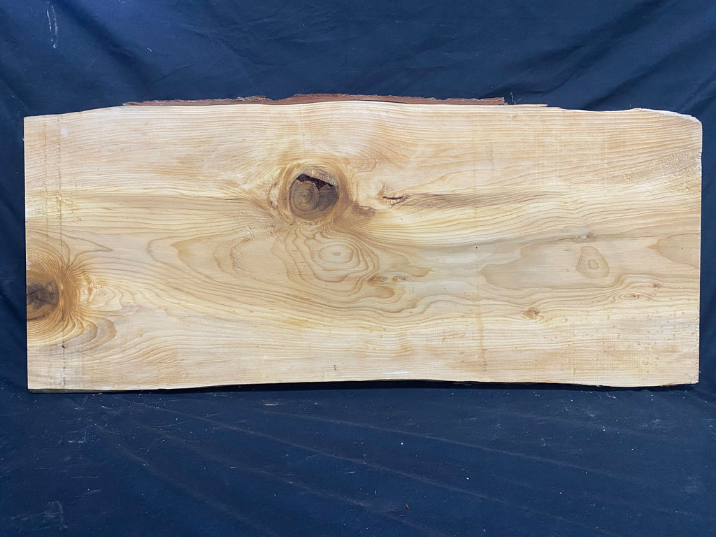 Cedar plank, shelf, 944 L x 396 W x 44 D mm    (mf347)