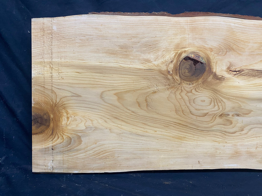 Cedar plank, shelf, 944 L x 396 W x 44 D mm    (mf347)