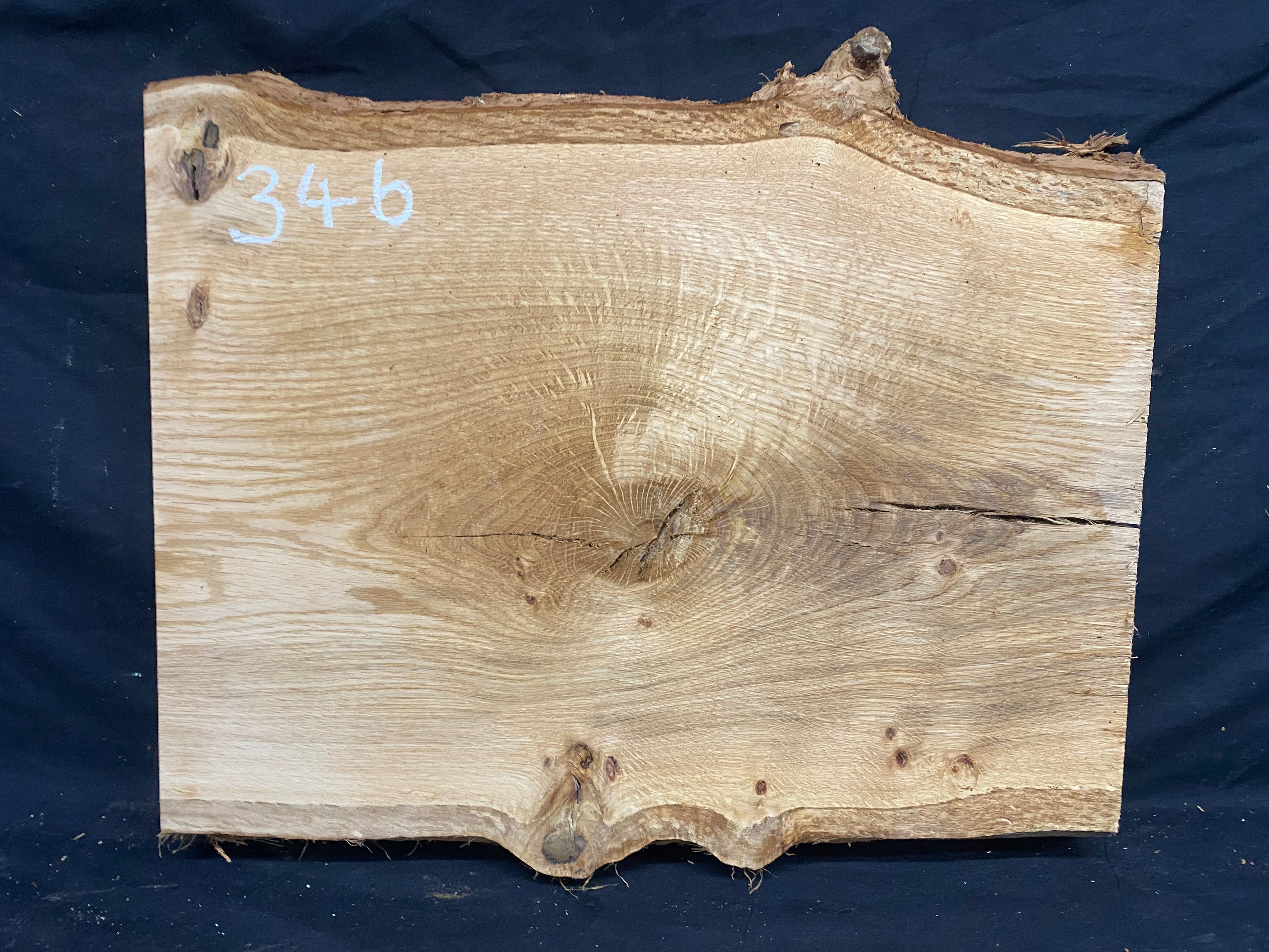 Solid oak plank, shelf, board 436 L x 365 W x 42 D mm      (mf346)