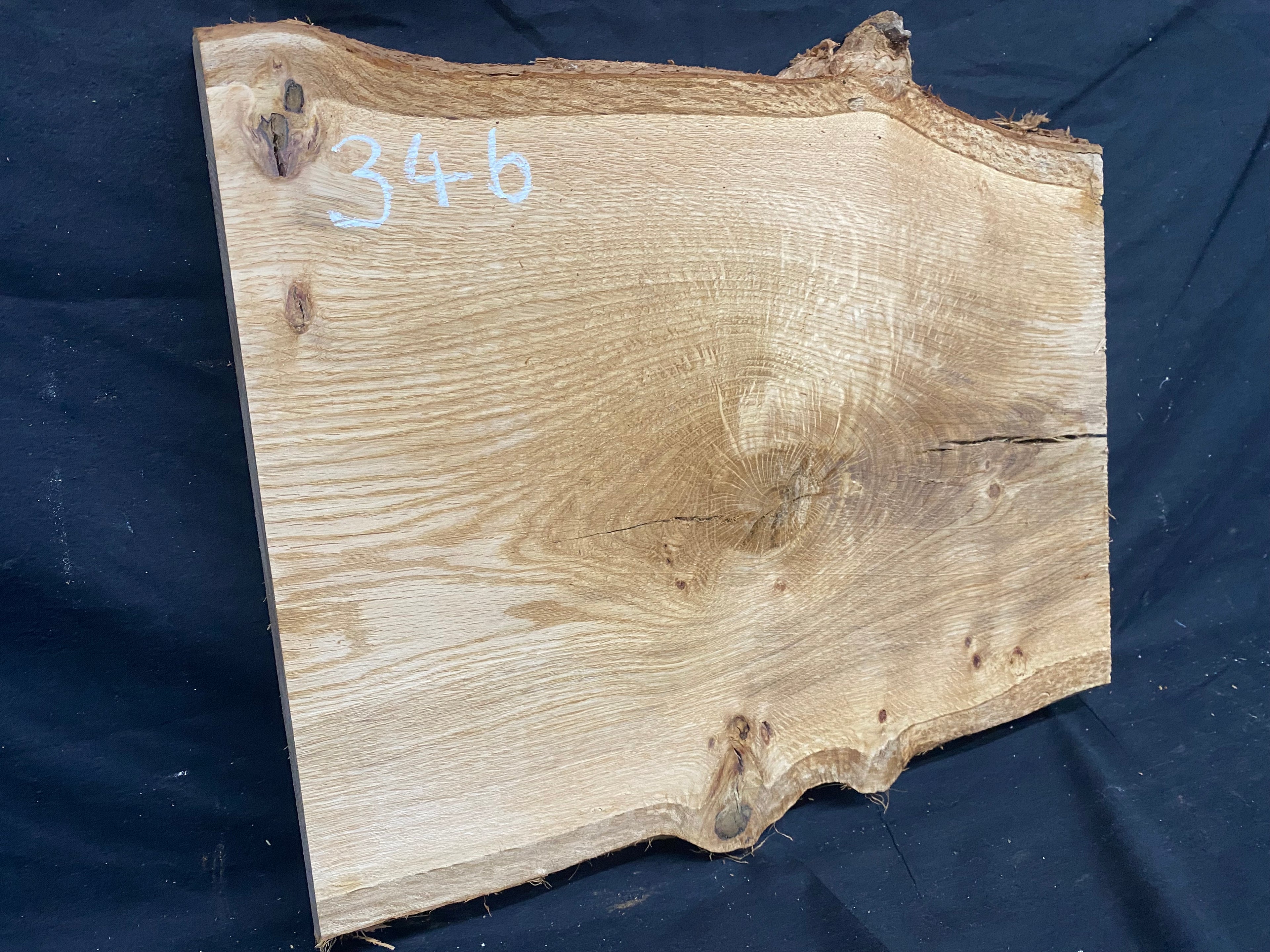 Solid oak plank, shelf, board 436 L x 365 W x 42 D mm      (mf346)