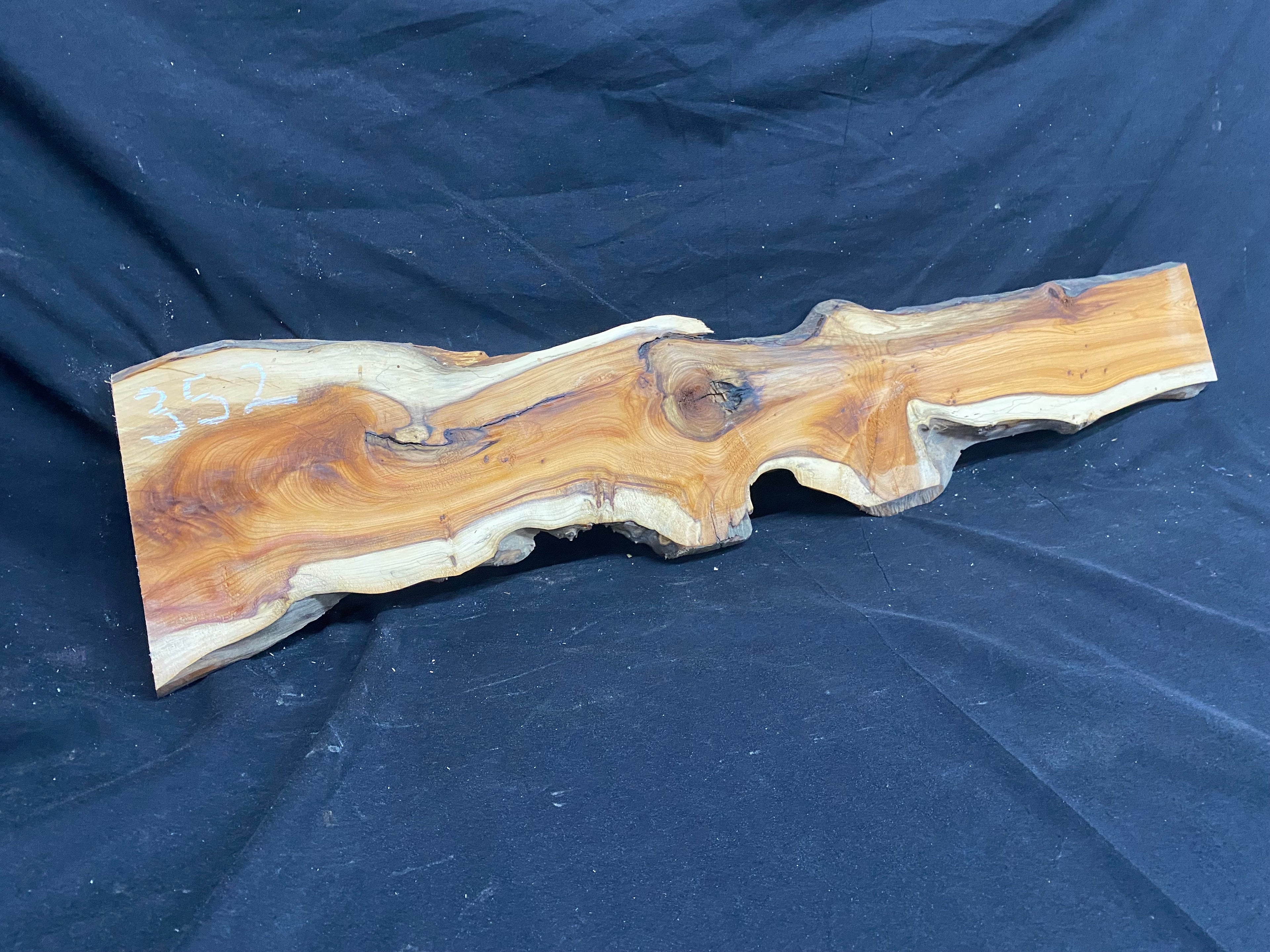 Hardwood yew, slab, resin table blank  845 L x 170 W x 16 D mm    (mf352)