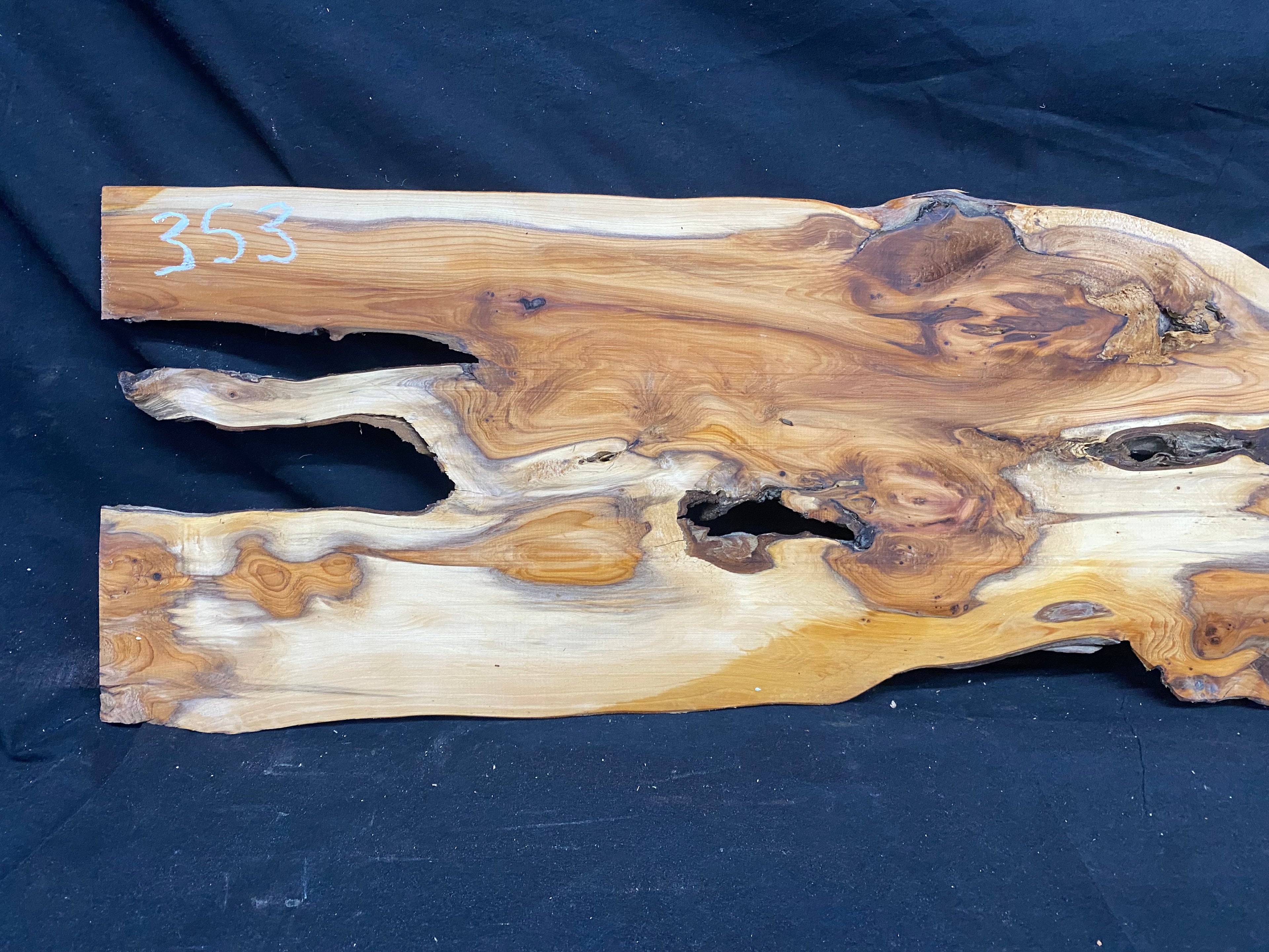 Hardwood yew, slab, resin table blank  910 L x 250 W x 11 D mm    (mf353)