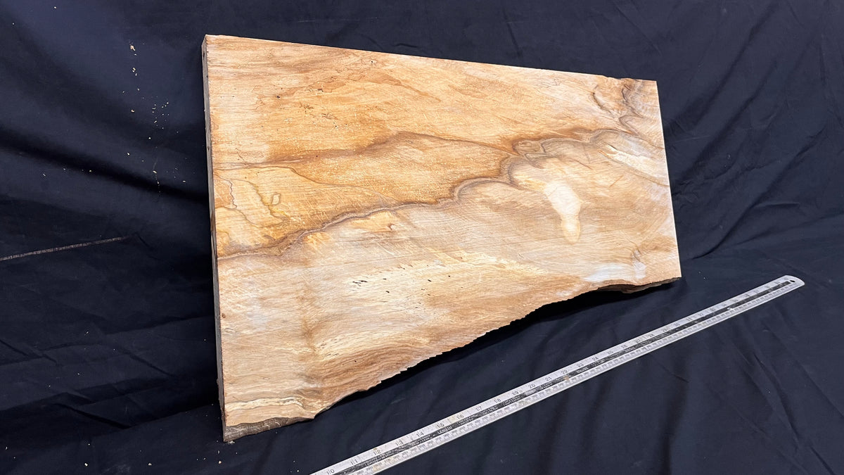 Hornbeam chopping board, slab shelf, 651 L x 412 W x 35 D mm  (694)