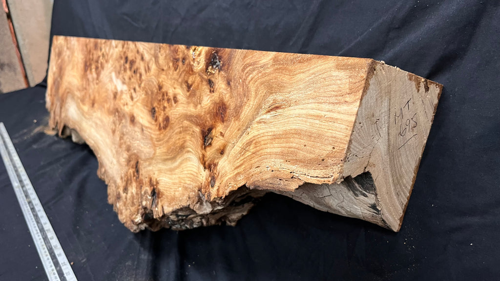 Reclaimed burr elm rustic mantle piece, 1018 L x 262 W x 99 D mm    (mt695)
