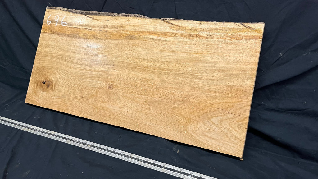 Oak hardwood window sills, shelf 806 L x 377 W x 25 D mm     (mf696)