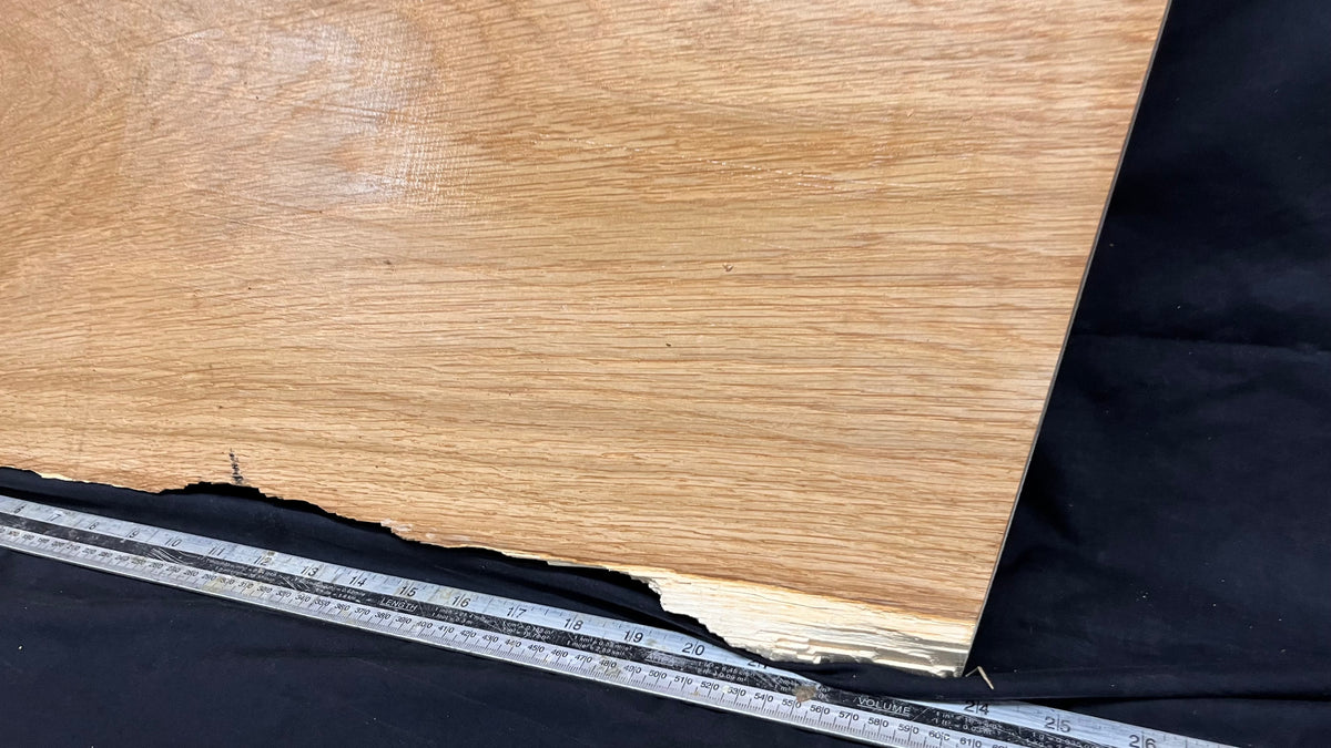 Oak hardwood chopping board  544 L x 472 W x 48 D mm     (699)