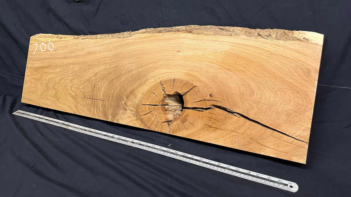 Oak hardwood plank 1054 L x 350 W x 45 D mm     (700)