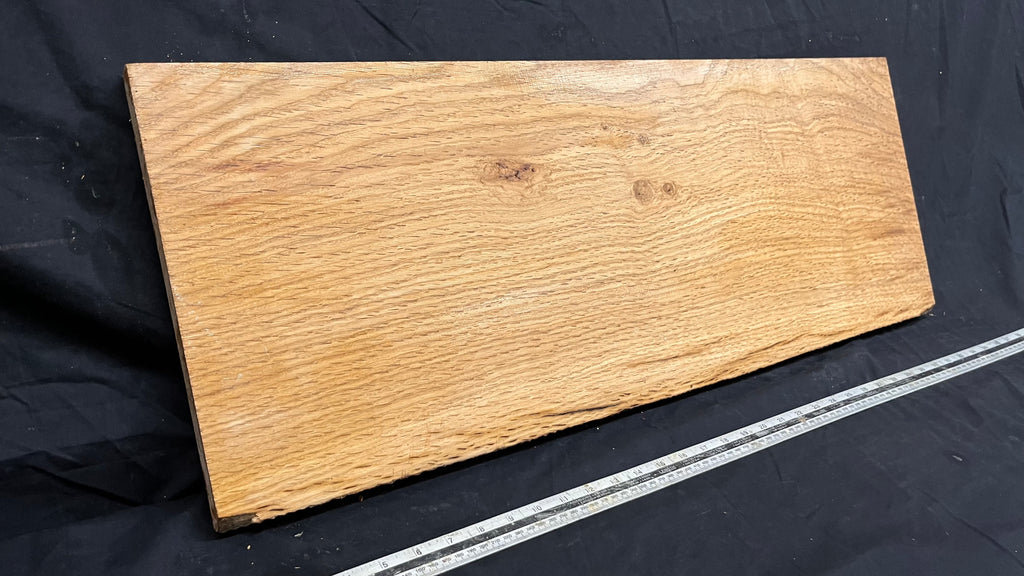 Oak hardwood window sill, plank 853 L x 324 W x 26 D mm     (mt702)