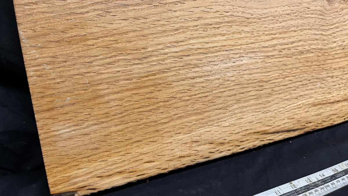 Oak hardwood window sill, plank 853 L x 324 W x 26 D mm     (mt702)