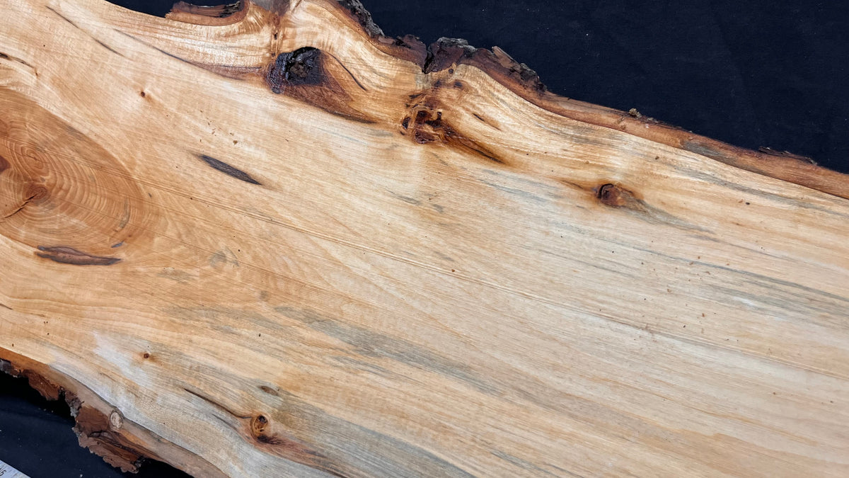 Lime wood wall hanging, fearure wood 1046 L x 323 W x 37 D mm        (710)