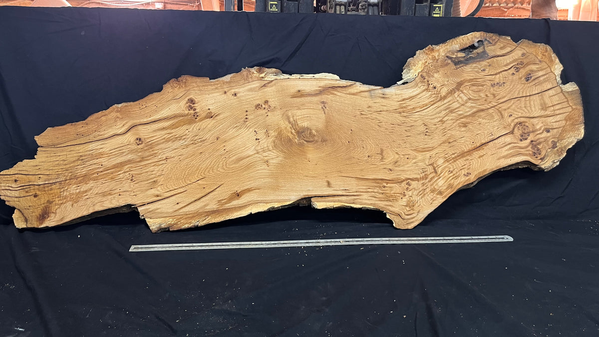 Rustic oak hardwood coffee table, bench 1730 L x 438 W x 44 D mm     (722)