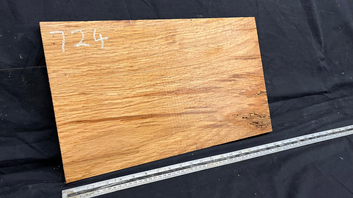 Rustic oak hardwood window sill 496 L x 297 W x 21 D mm     (mt724)
