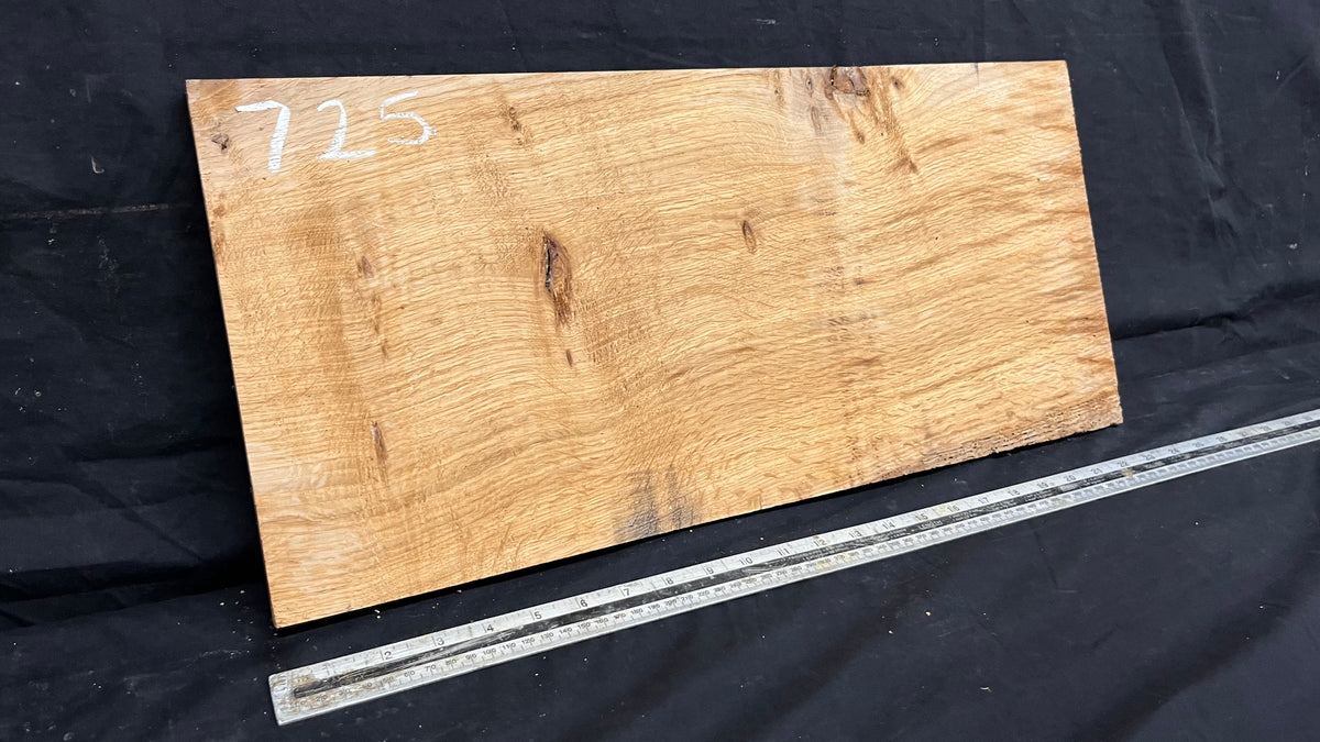Rustic oak hardwood window sill 590 L x 267 W x 15 D mm     (725)