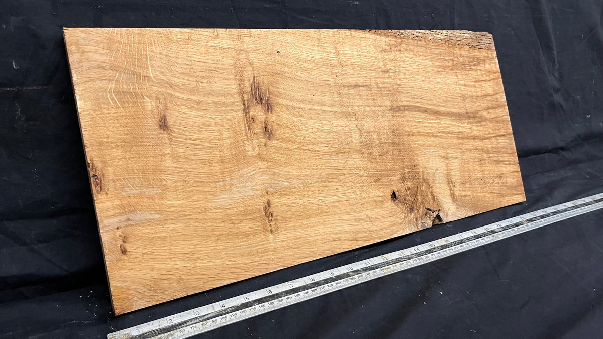 Rustic oak hardwood window sill 590 L x 267 W x 15 D mm     (725)