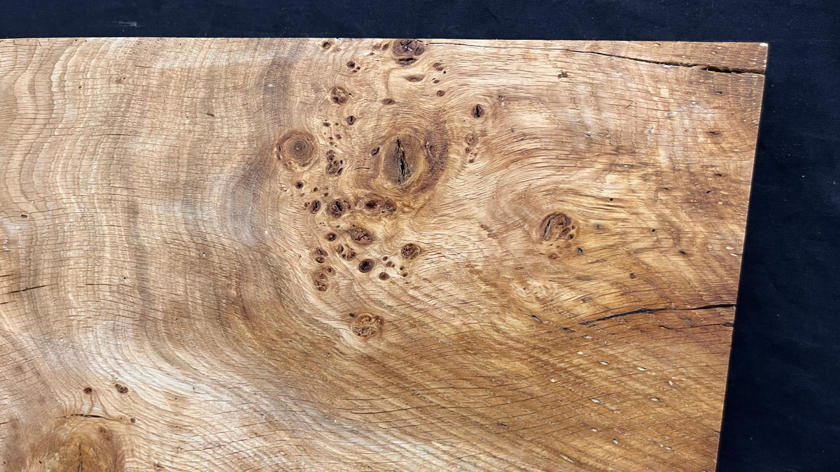 Rustic pippy oak hardwood window sill 692 L x 279 W x 23 D mm     (728)