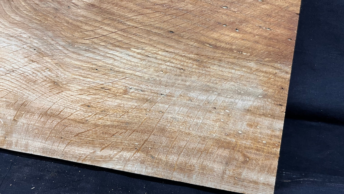 Rustic pippy oak hardwood window sill 692 L x 279 W x 23 D mm     (728)
