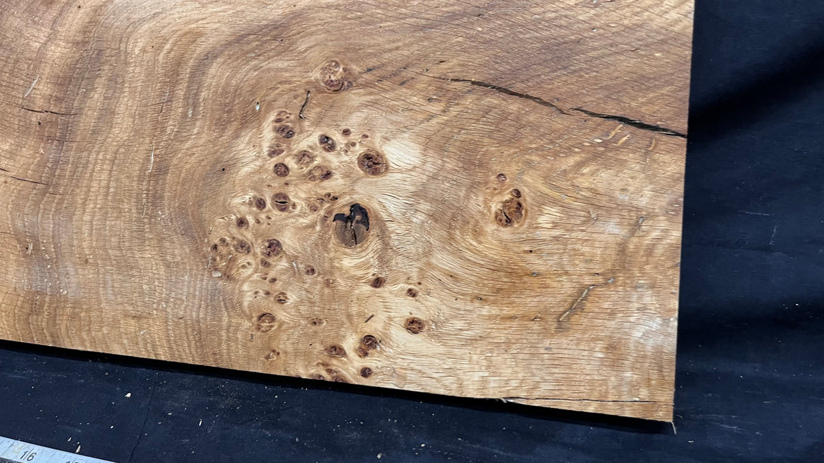 Rustic pippy oak hardwood window sill 692 L x 279 W x 23 D mm     (728)